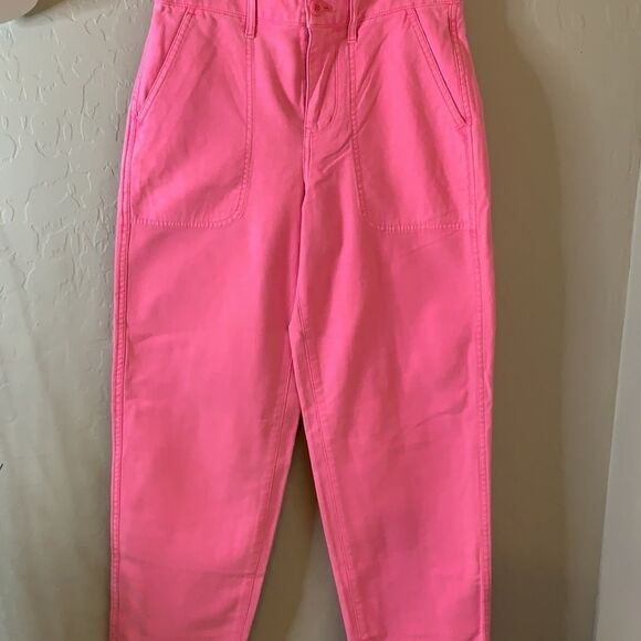 J crew pink wide leg pants. Deep front pockets and back pockets too. - Picture 4 of 13